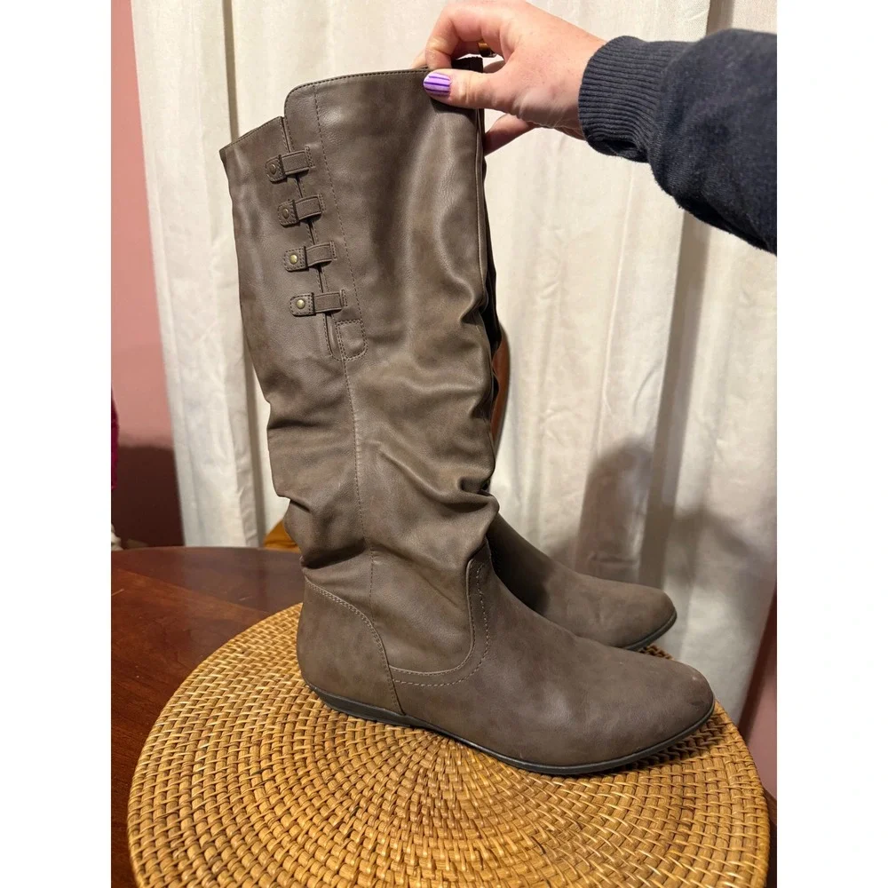 Cliffs by White Mountain Francie Taupe Slouchy Tall Boots Womens 10M C23069
